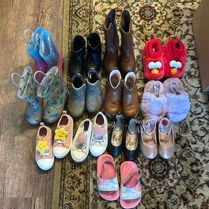 Toddler shoes: lot of size 7-most are like new